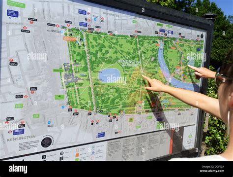 Map of hyde park london hi-res stock photography and images - Alamy