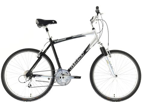 Giant Sedona DX - 21" - Wheel & Sprocket | One of America's Best Bike Shops