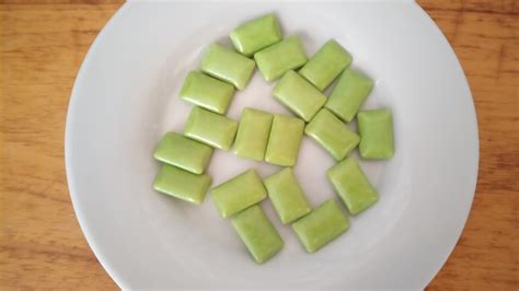 Homemade Gum: All-Natural 4 Step Recipe - Utopia