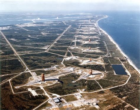 Aerial View of NASA Headquarters | Funzug.com