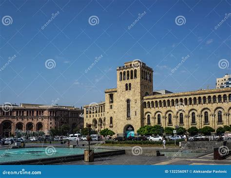 Yerevan Republic Square editorial photography. Image of city - 132256097