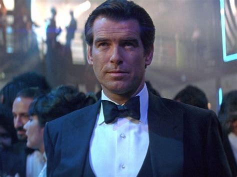 James Bond Suit Pierce Brosnan