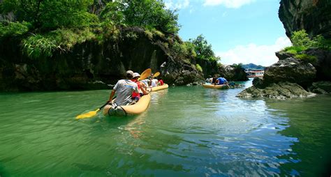 Phang Nga Bay Kayak Tour with Sea Caves | TUI