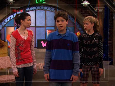 Image - Carly and Sam in Ponytails - iDon't Want to Fight.JPG | iCarly ...