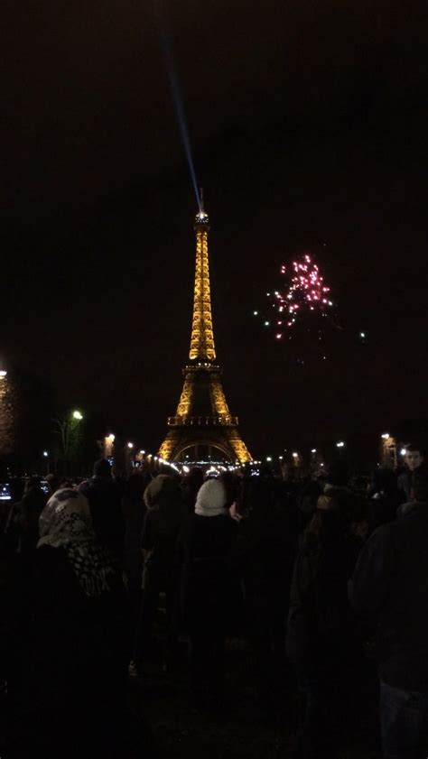 Eiffel Tower on New Years Eve | Eiffel tower, Tower, Eiffel