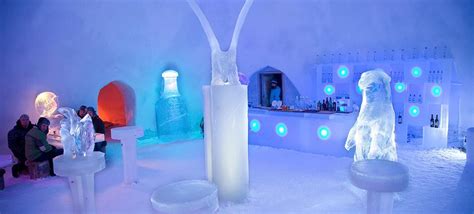 © Snowman World at the Arctic Circle in Rovaniemi | Rovaniemi, Lapland, Ice bars