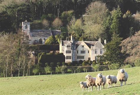 22 Beautiful Castles & Stately Homes in Gloucestershire - Visit ...