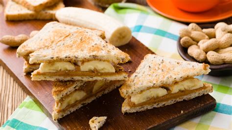 15 Ways to Upgrade Your Peanut Butter Sandwich | Mental Floss