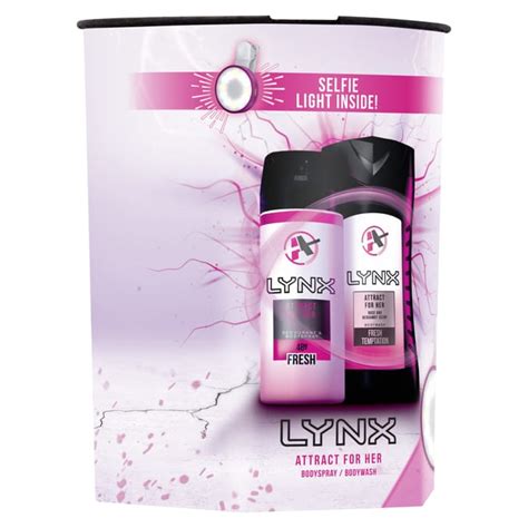 Lynx Attract for Her Duo Gift Set With Selfie Light, body, spray ...