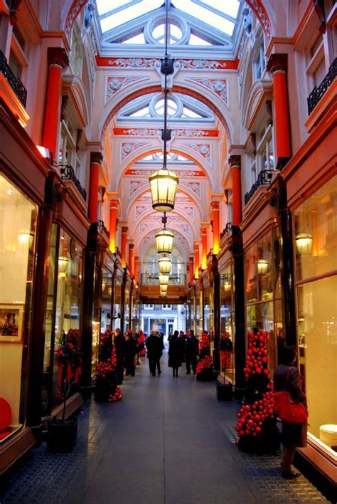 Shopping in London | London, Road, Structures