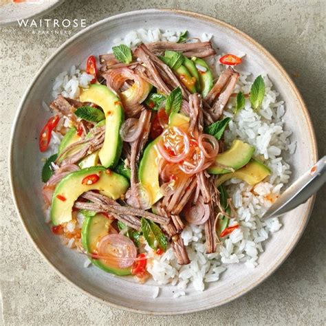 Pulled beef salad with mint and avocado [Video] | Slow cooked beef ...