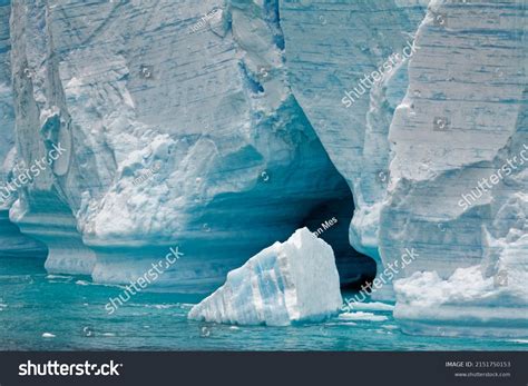 Antarctica Antarctic Peninsula Palmer Archipelago Neumayer Stock Photo 2151750153 | Shutterstock