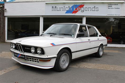 BMW E12 M535i | Munich Legends