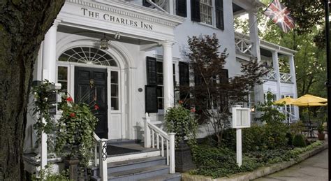 The Charles Hotel | Niagara on the Lake Hotels and Bed & Breakfasts