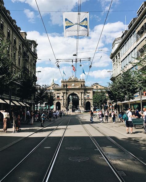 Bahnhofstrasse – Zurich's Shopping Boulevard | zuerich.com