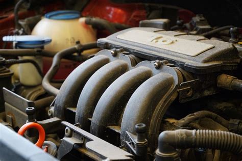 What is an intake manifold: What does it do & How does it work?