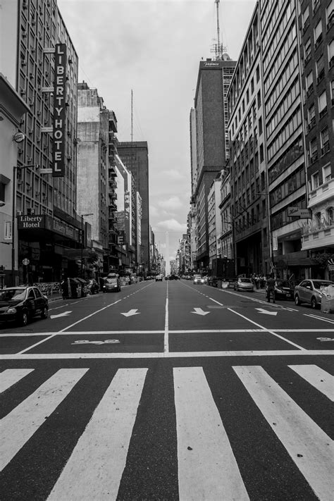 Fotos gratis : en blanco y negro, la carretera, calle, Paisaje urbano, centro de la ciudad ...