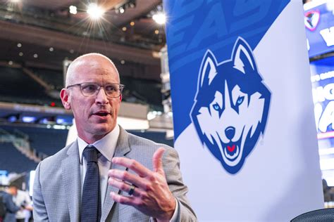 'We’re all about ball': Dan Hurley, UConn unfazed by success and ready ...