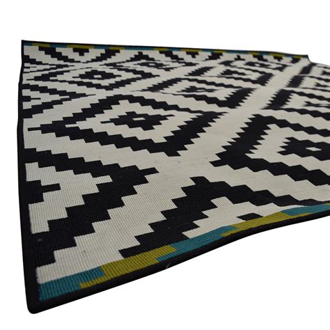 IKEA Black and White Rug | 48% Off | Kaiyo