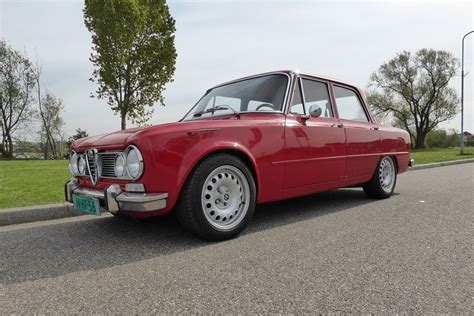 1972 Alfa Romeo Giulia Super | Alfa romeo giulia, Alfa giulia, Alfa romeo