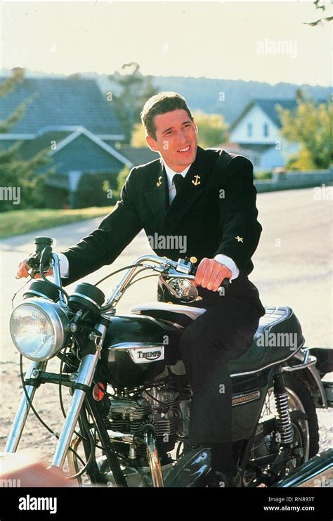 RICHARD GERE, AN OFFICER AND A GENTLEMAN, 1982 Stock Photo - Alamy