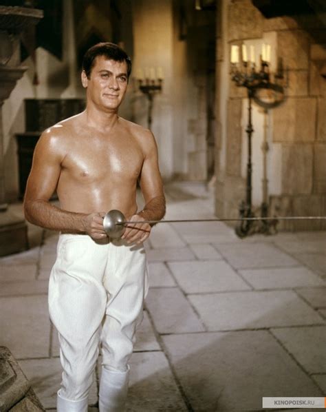 Tony Curtis in The Great Race. (1965) | The great race, Tony curtis, Racing