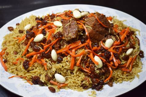 Traditional Kabli pulao | Kabuli pulao is an Afghan dish, a variety of ...