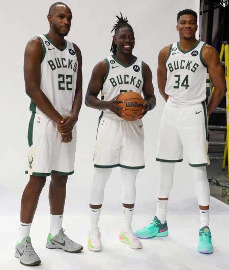 Milwaukee Bucks Roster & Squad for 2022-23 Season - OT Sports