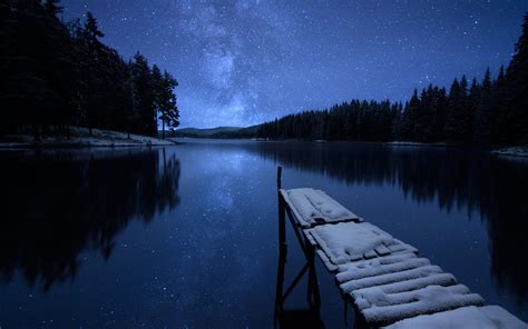 Starry Winter Lake HD Wallpaper