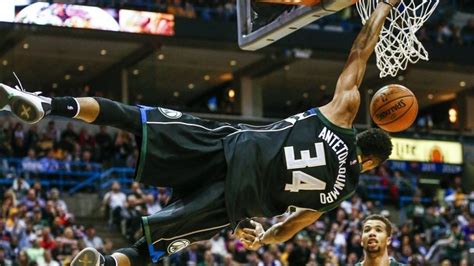 Giannis Antetokounmpo Dunk Wallpapers - Top Free Giannis Antetokounmpo ...