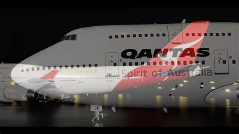 QANTAS 747-400 4K - YouTube