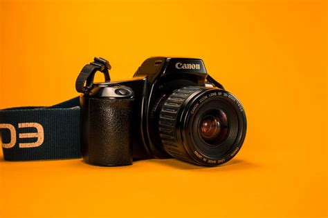 13 Best Online Camera Stores in 2023 (Updated)