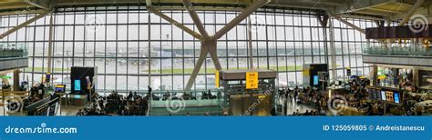 Heathrow Airport Terminal 5 Lounge Area Editorial Image - Image of ...