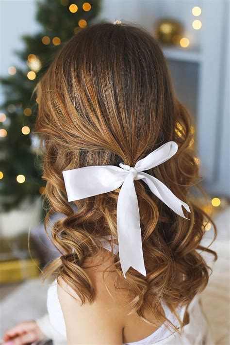 42 Super Cute Christmas Hairstyles For Long Hair