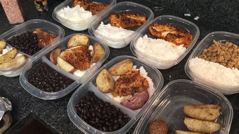 Meal prep as a college student! Bulk/Shred | Cheap healthy meals, Healthy work snacks, Vegan ...