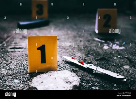 Crime Scene Evidence Markers Stock Photos & Crime Scene Evidence Markers Stock Images - Alamy