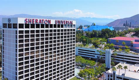 Holiday Inn near Universal Studios Hollywood: Staying with Style & Fun - Hotel Guides