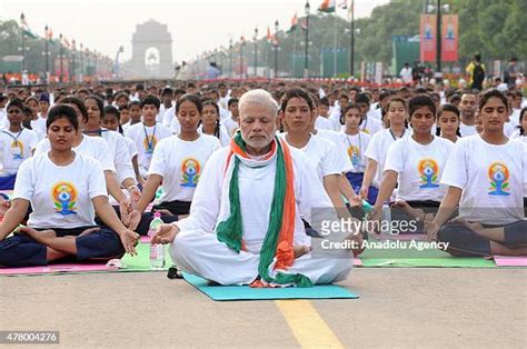 Modi Yoga Photos and Premium High Res Pictures - Getty Images