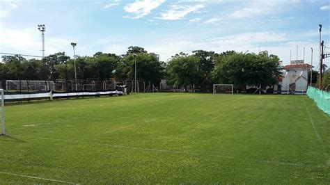 Inauguran la renovada cancha del futbol infantil de Atlético | Baradero Te Informa