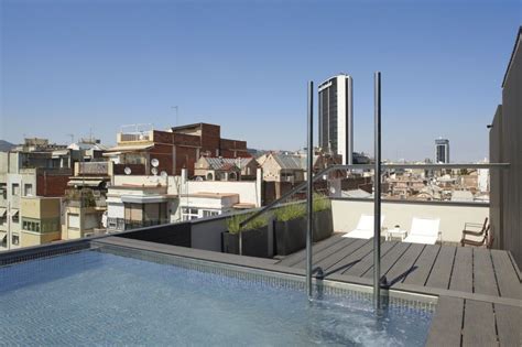 Gallery of Hotel The Mirror Barcelona / GCA Arquitectes - 5 | Hotel, Hotel mirrors, Hotel building