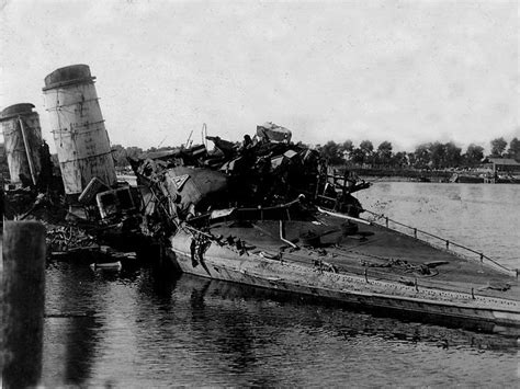 HMS Thetis at Zeebrugge in 1918 | The HMS Thetis was one of … | Flickr