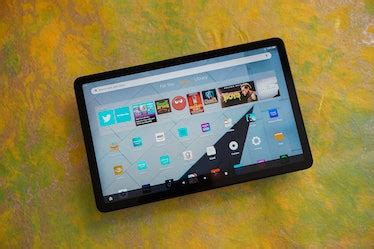 Amazon Fire Max 11 Review: The Most Basic 'Premium' Tablet