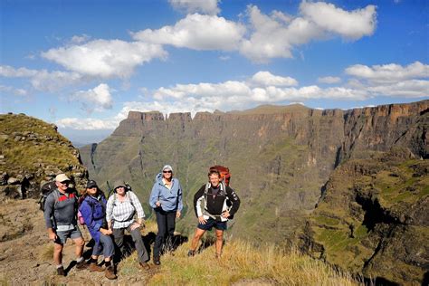 Drakensberg Amphitheatre | Walksinafrica