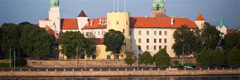 Rīga Castle | Old Rīga, Rīga | Attractions - Lonely Planet