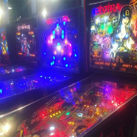 We put the ladies together #elviraandthepartymonsters #elvira #cybernaut #elektra #pinballalley ...