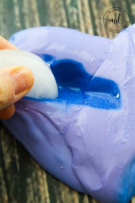 Color Changing Slime Recipe with Thermochromic Pigment - Momdot.com