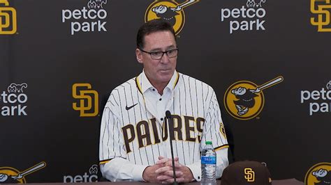 Padres introduce Bob Melvin as their new manager | 11/01/2021 | San ...