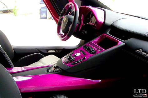 Lamborghini Aventador Roadster Pink by VITT Squalo - Imagen Interior ...