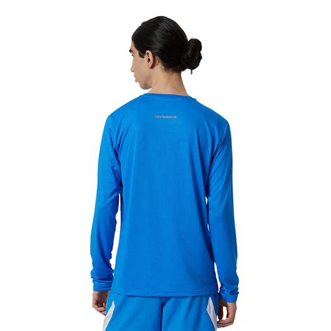 New Balance Accelerate Long Sleeve Top | SportsShoes.com