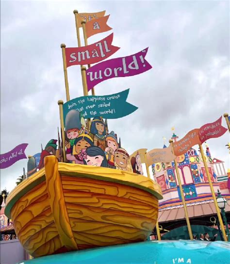 Cast Members Preview "it's a small world" Before Early May Reopening at Disneyland Paris - WDW ...